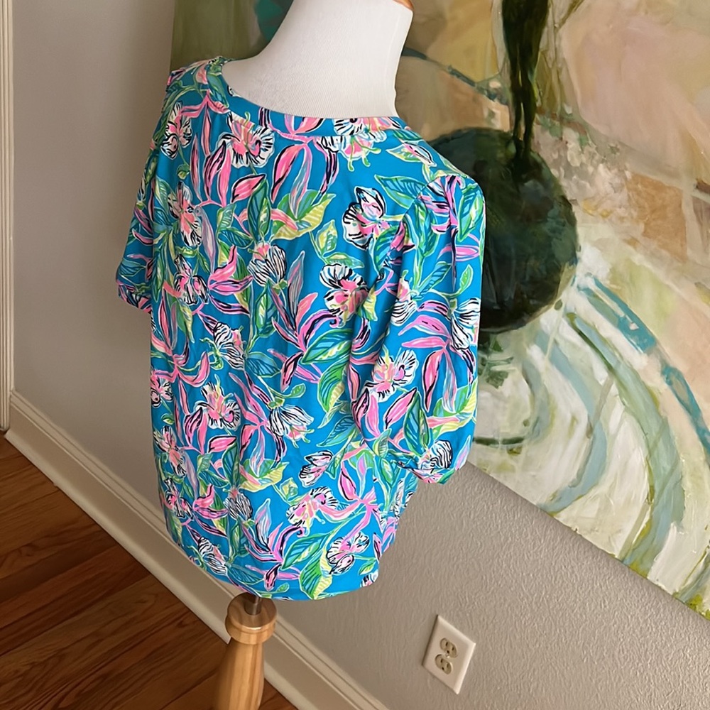 Lilly Pulitzer Rhett Top Womens Keep On Beliefing Formentera Turquoise M - Picture 10 of 16